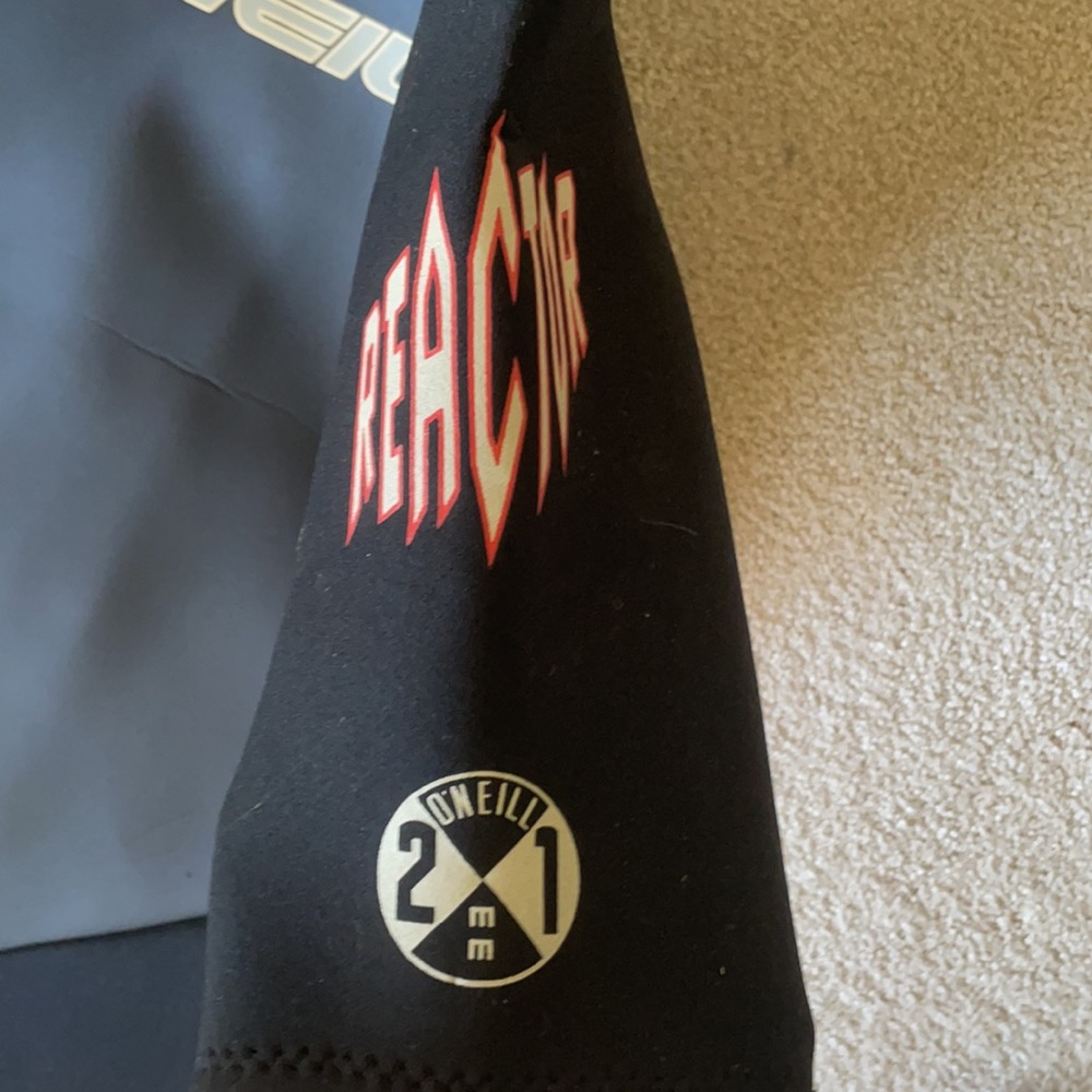 O’Neill wetsuit XL - Picture 4 of 16